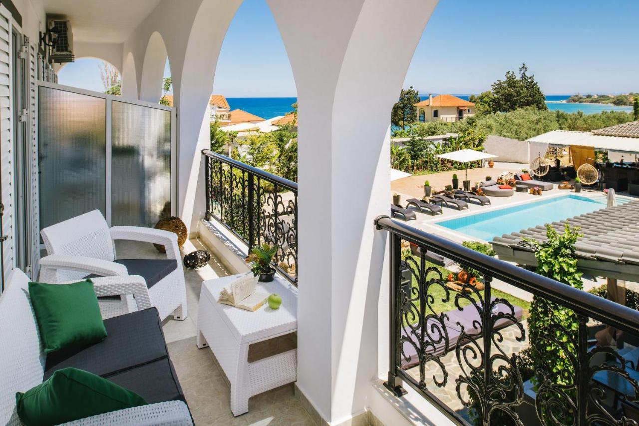 Villa Corali Apartments Sea Breath & Pool Ammoudi Exterior foto